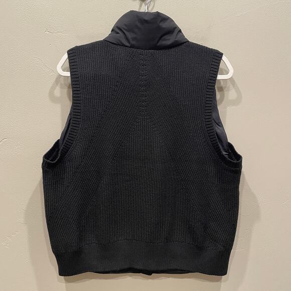 NWT Athleta Incline Hybrid Vest in Black - Size: XL - Picture 2 of 6